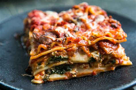 This breakfast bowl is guaranteed to keep you going until lunch. Vegetarian Lasagna Recipe, Spinach and Mushroom Lasagna ...