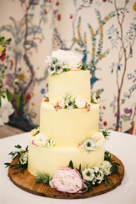 30 Romantic Wedding Cakes Yellow Wedding Cake Romantic Wedding Cake