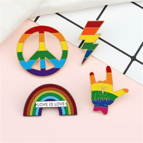 Lesbian Accessories Enamel Badges Bag Enamel Lapel Pins Rainbow