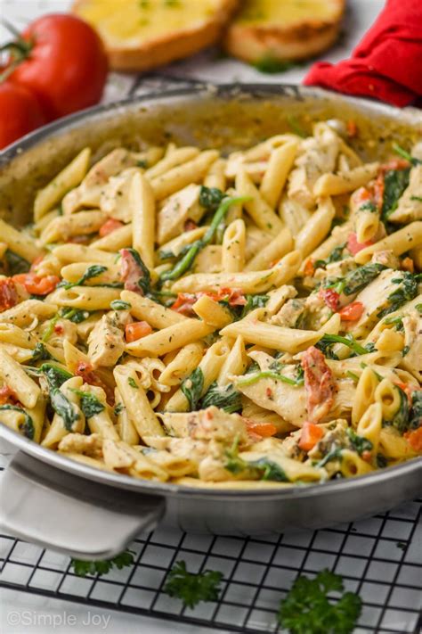 Tuscan Chicken Pasta Recipe With Spinach Creamy Tuscan Chicken With