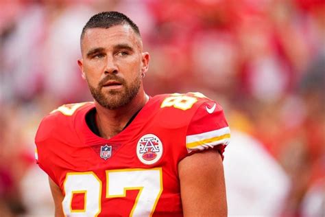 Travis Kelce Net Worth In NFL Pro Salary Age Awards IMPROVE NEWS Today S Breaking News