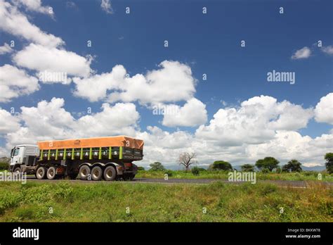 Mombasa Road Truck Hi Res Stock Photography And Images Alamy