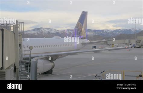 United Airlines Flight At Reno International Airport Stock Video