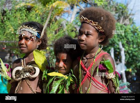 Melanesia Papua Nueva Guinea Tuam Isla Tuam Village Pueblo