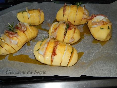Patate ripiene prosciutto e formaggio. Pasticciando in cucina: Ventagli di patate ripiene ...