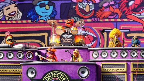 New Series ‘the Muppets Mayhem Starring The Electric Mayhem Band