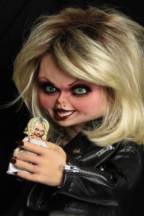 NECA Bride Of Chucky Replica Life Size Tiffany Mad About Horror