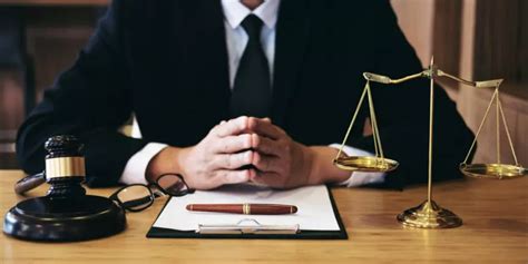 How To Choose The Best Attorney To Hire For A Court Case Lawyers