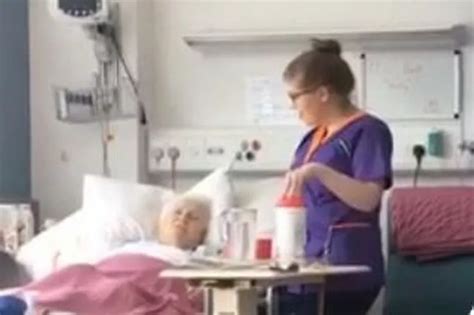 Watch Brilliant Nurse Sing Elderly Patients Favourite Song At Ni