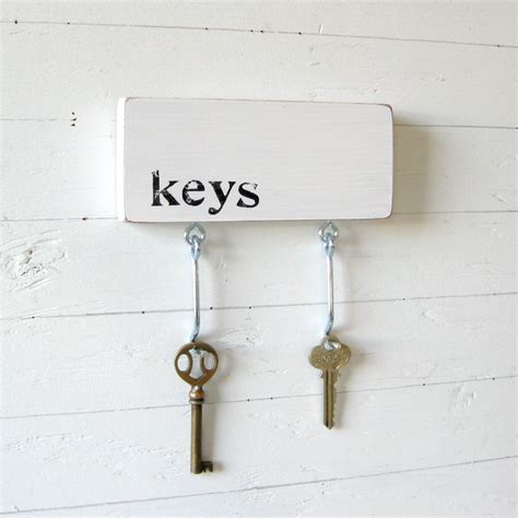 10 stylish key racks for the house