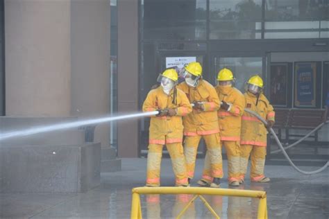 Realizan Simulacro De Incendio En Centro Comercial