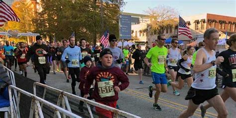 nearly 2k people participate in 31st annual turkey trot