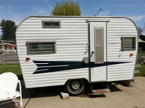 1969 Roadrunner Vintage Travel Trailers