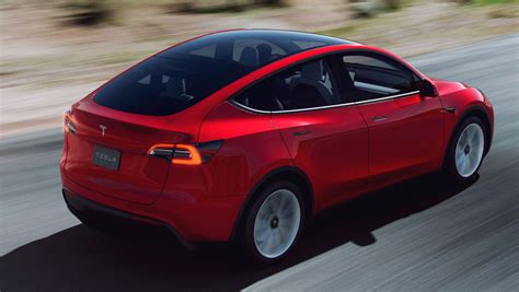 Tesla Model Y Electric Suv Now On Sale In The Uk Drivingelectric
