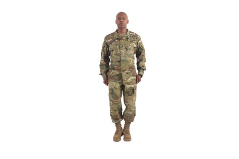 First unveiled in june 2004, it is the successor to the battle dress uniform (bdu) and desert camouflage uniform (dcu). Soldiers to get new camo uniform beginning next summer ...