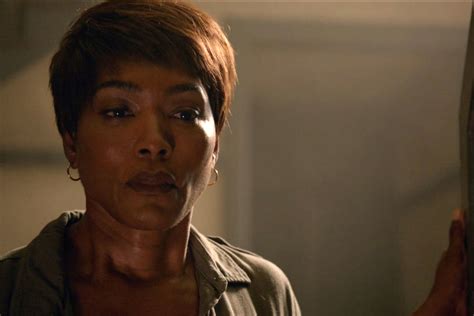 Let us know what you. American Horror Story: Roanoke Recap: "Chapter 3" - Today ...