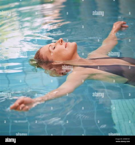 Mature Woman Swimming In Pool Hi Res Stock Photography And Images Alamy