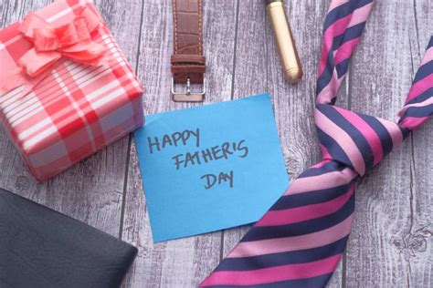 Below, you will find a gift guide of thoughtful and wonderful gifts for the dad or the father figure in your life, all handpicked for this strange moment in time. 20 Of The Best Father's Day Gifts Every Dad Will LOVE In 2020