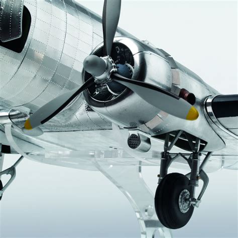 Bauen Sie Das Douglas Dc 3 Flugzeug Modell Modelspace