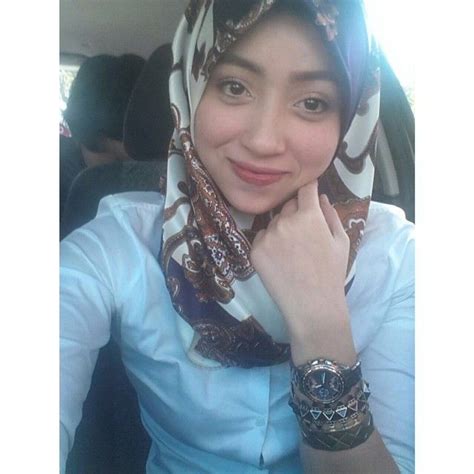 Yang sulung, wan ramadha, 22, kini masih menuntut di salah sebuah universiti di australia, wan. Biodata Octavia Manrose, Pelakon Cantik Anak Kepada Iwan ...