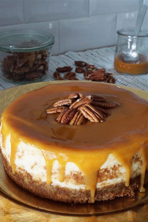 Recette du cheesecake au caramel au beurre salé ultime ! Cheesecake caramel beurre salé #dessert #noel #cheesecake ...