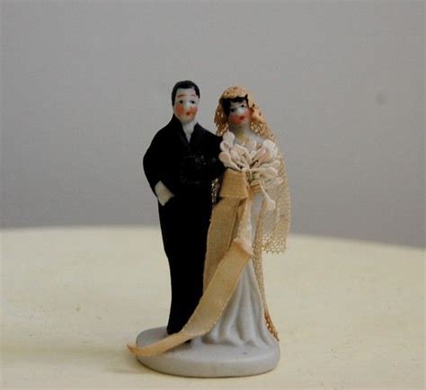 Antique 1910s 1920s Edwardian Art Deco Flapper Bisque Bride And Groom Wedding Cake Toppers
