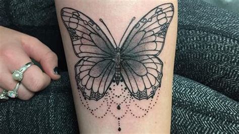 Tatuajes De Mariposas En El Brazo Recopilación Y Significado Tatuantes