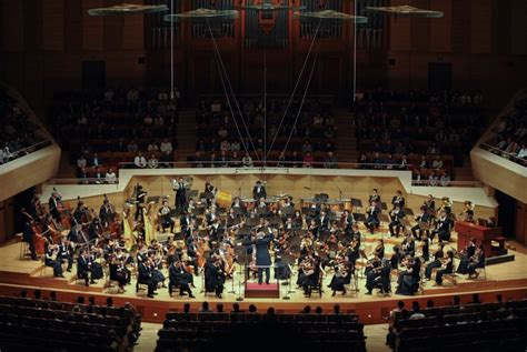 Hatsune Miku Symphony Orchestra Segalization