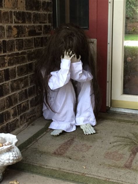 33 Best Scary Halloween Decorations Ideas And Pictures