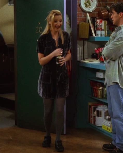 24 Outfits Rachel Monica And Phoebe Wore On “friends” That Are Too