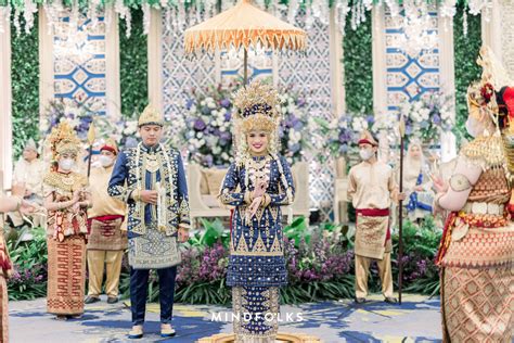Busana Dan Mahkota Pengantin Palembang Aesan Gede How To Pernikahan