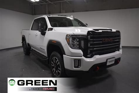 Pre Owned 2022 Gmc Sierra 2500hd At4 4d Crew Cab In Davenport D22608a