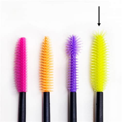 Silicone Eyelash Mascara Brush Yellow 25 Pcs Kalentin Sustainable Lash Brand