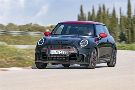 Minis Facelifted Jcw Hot Hatch And Convertible Detailed In New Gallery
