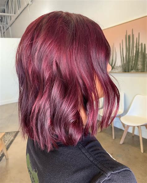25 Beautiful Short Burgundy Hairstyles Perfect For A Change