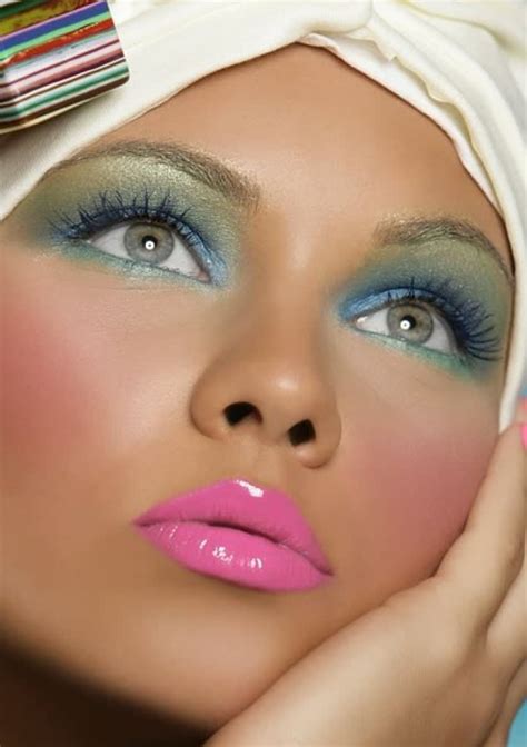 Hottest Makeup Trends Of The 1980s Blush 1980s Makeup And Hair 80s