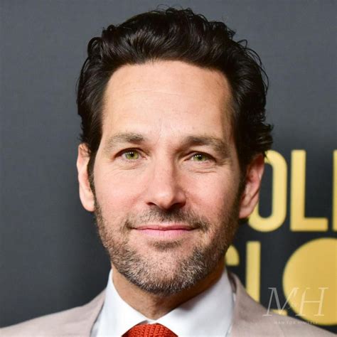 Paul Rudd Swept Back Wavy Hairstyle Man For Himself In 2021 Wavy Hair Mens Hairstyles