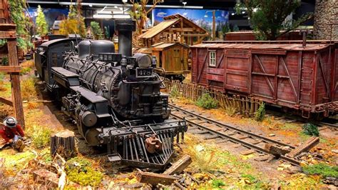 Railroad Model Train Layouts