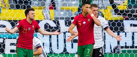 Às 13h (horário de brasília) portugal enfrenta a alemanha, na fonte nova, em salvador, marcando a estreia dos times na copa de 2014. Bancada | Alemanha impede Portugal de somar 13.º jogo sem perder em Europeus