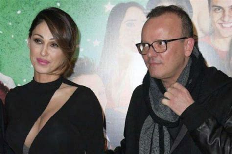 Guagliunegigi d'alessioenzo donglele bladeivan granatinosamurai jayggd edizioni srlproduttore esecutivogiampiero tramiceregiafabrizio cestariproduzionerocket. Gigi D'Alessio e Anna Tatangelo, svelato quel dettaglio ...