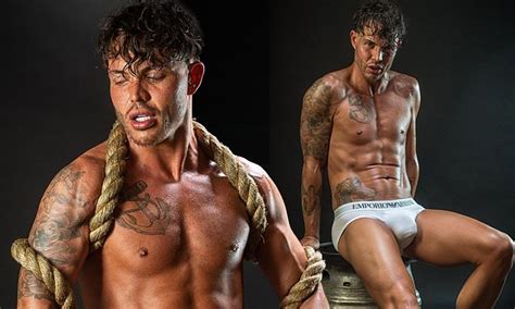 Towie S Bobby Norris Shows Results Of Day Fitness Challenge