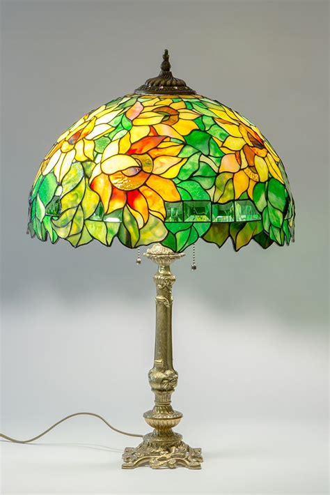 Sunflower Stained Glass Flower Lamp Shade Housewarming T Etsy Tiffany Lamps Lamp Lamp Shade
