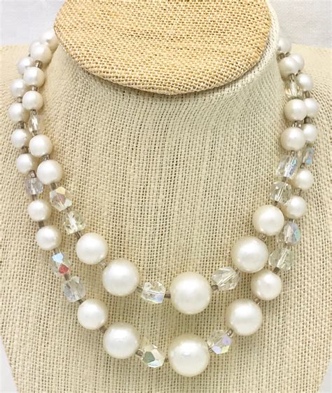 Vintage 1960s 2 Strand White And Clear Bead Necklace Etsy Beaded