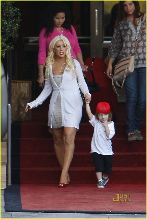 Photo Christina Aguilera Sls Move Out With Max 12 Photo 2490615 Just Jared Entertainment News