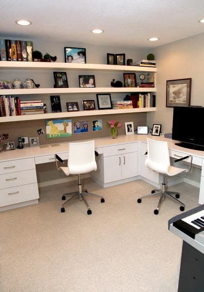 30 Corner Office Designs And Space Saving Furniture Placement Ideas