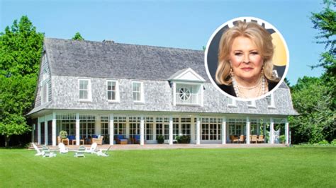 Actress Candice Bergen Lists Her Hamptons Estate For 18 Million Robb