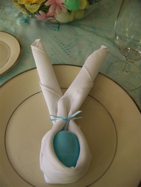 Easy To Make Bunny Napkins You Fold The Napkin In Half To Form A