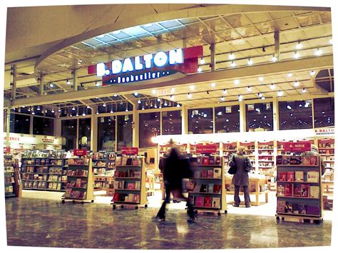 B Dalton Bookstore Union Station Dc Now Barnes And Noble Dan Macy