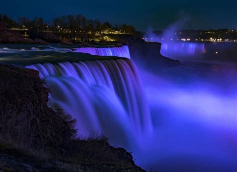 Slideshow Falls Goes Purple For Tourism Workers Covid 19 Niagara