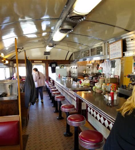 This Vermont Diner In The Middle Of Nowhere Is Downright Delicious